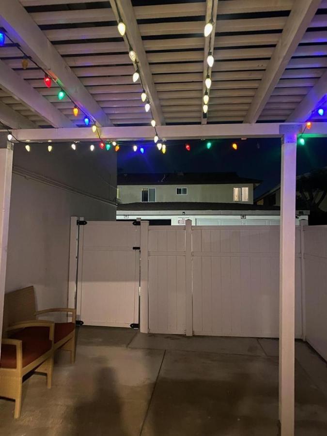 Ocean Breeze Apartment Huntington Beach Exterior foto